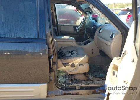 2005 Ford Expedition Eddie Bauer/King Ranch z USA, uszkodzony, nr VIN 1FMFU18545LA46291